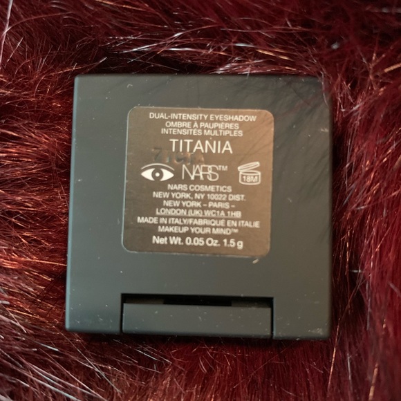 NARS limited edition Dual-Intensity Eyeshadow - Picture 3 of 8